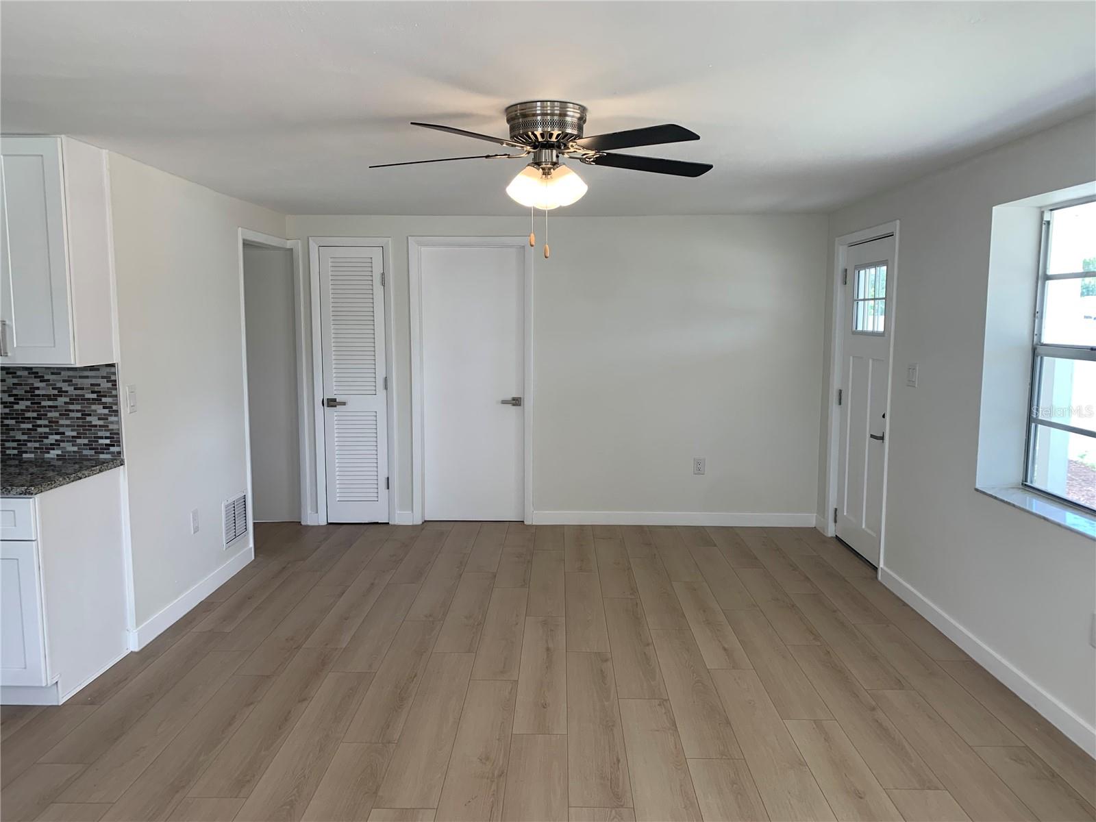 85 W GREEN ST, ENGLEWOOD, FL, 34223