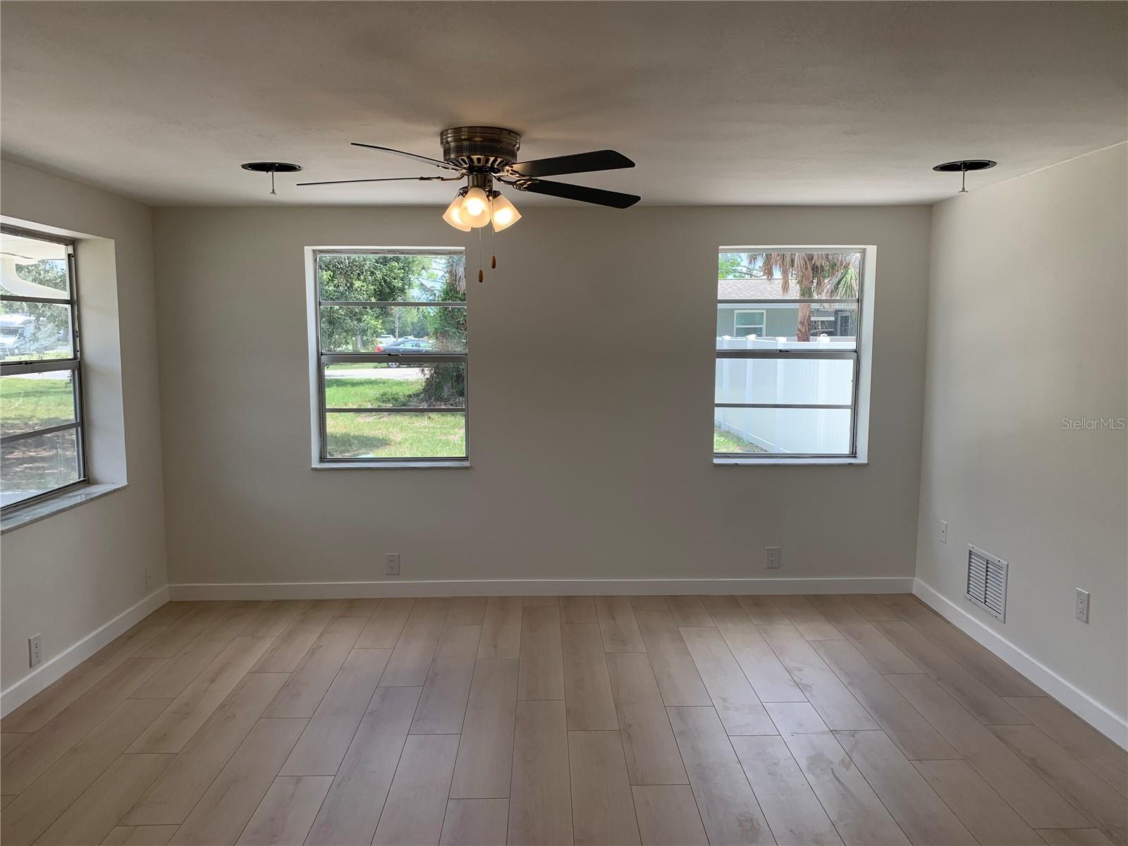 85 W GREEN ST, ENGLEWOOD, FL, 34223