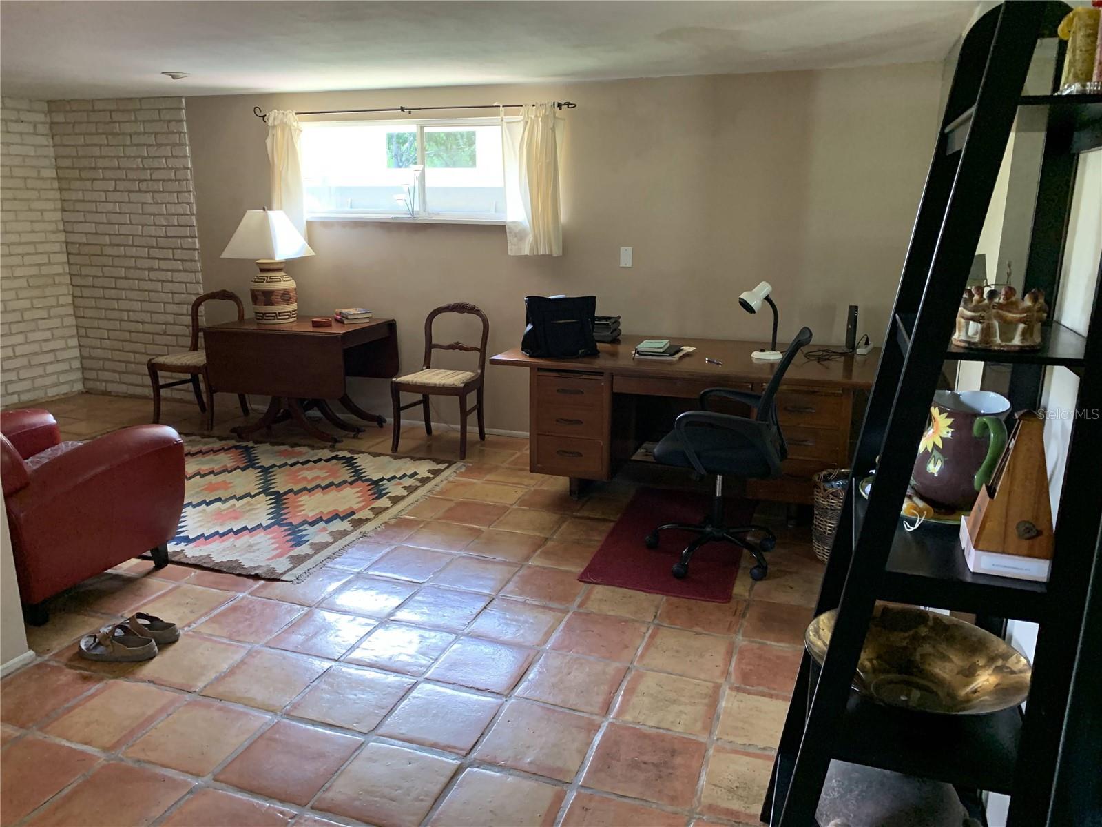 2380 BAY ST, SARASOTA, FL, 34237
