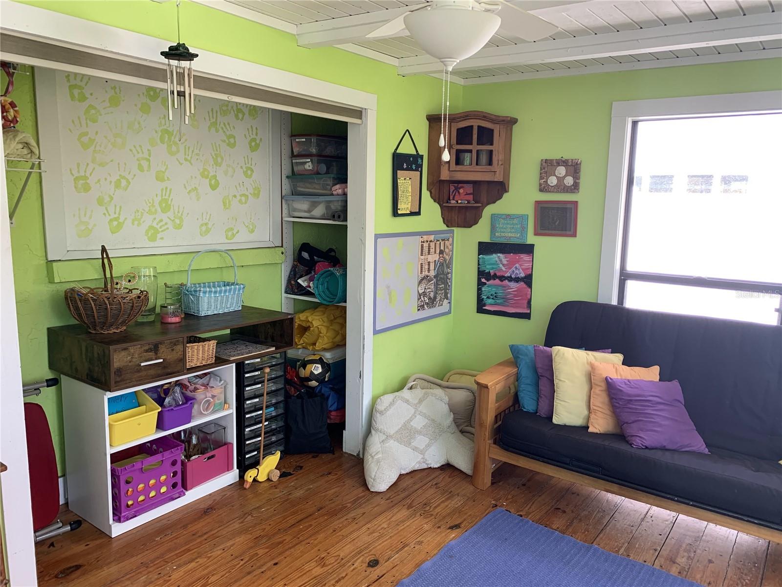 2380 BAY ST, SARASOTA, FL, 34237