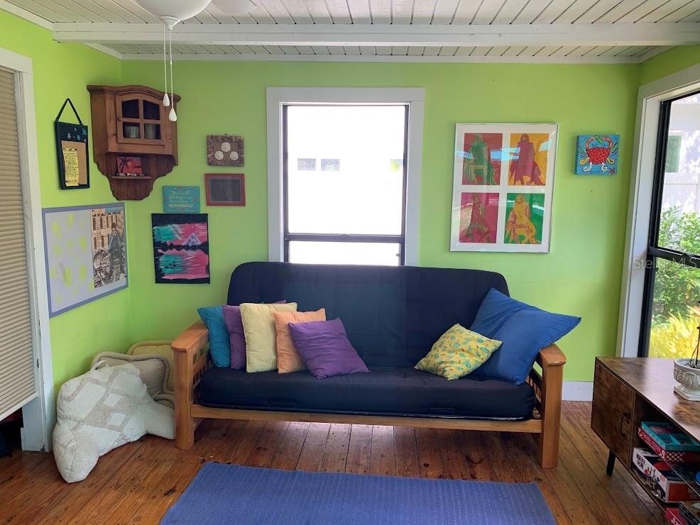 2380 BAY ST, SARASOTA, FL, 34237