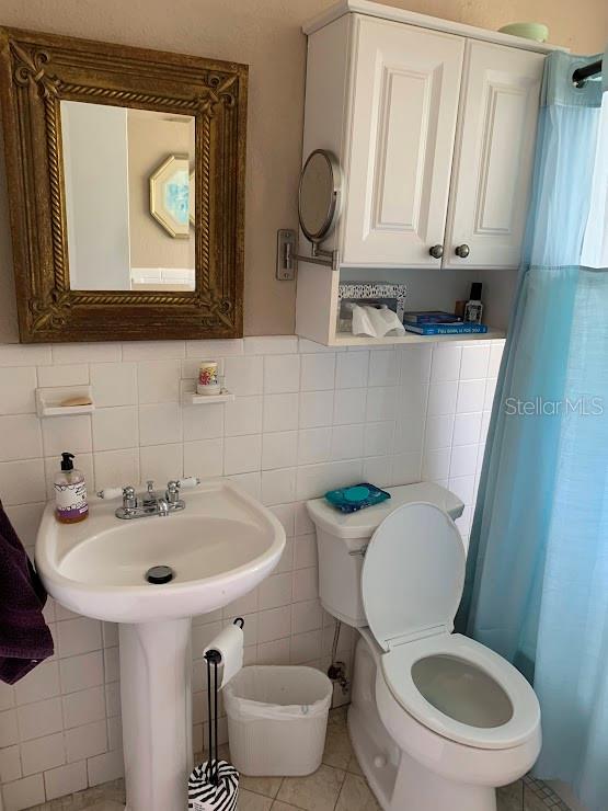 2380 BAY ST, SARASOTA, FL, 34237