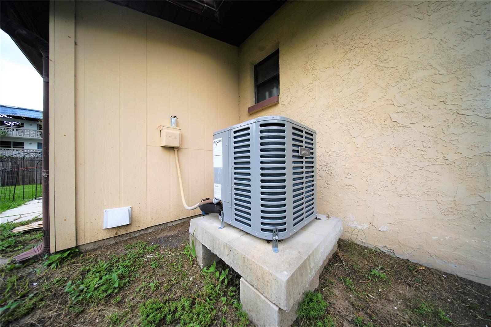 5842 58TH AVE N #A & B, KENNETH CITY, FL, 33709