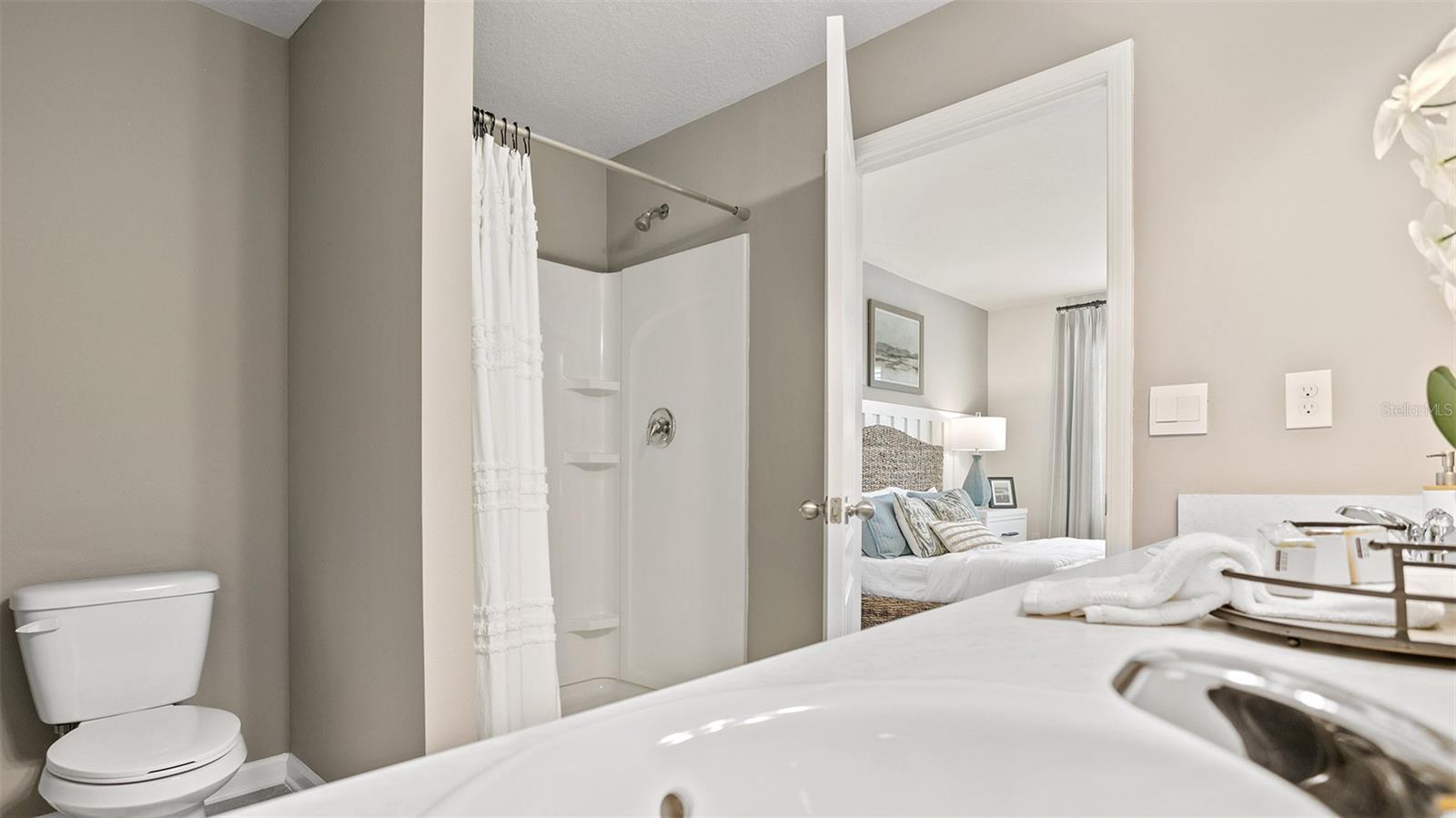 504 REDBUD RD, PALM COAST, FL, 32137