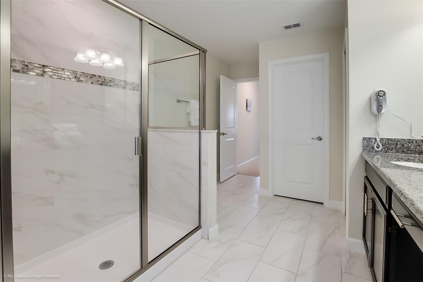 4725 SLEEPY HOLLOW DR, KISSIMMEE, FL, 34746