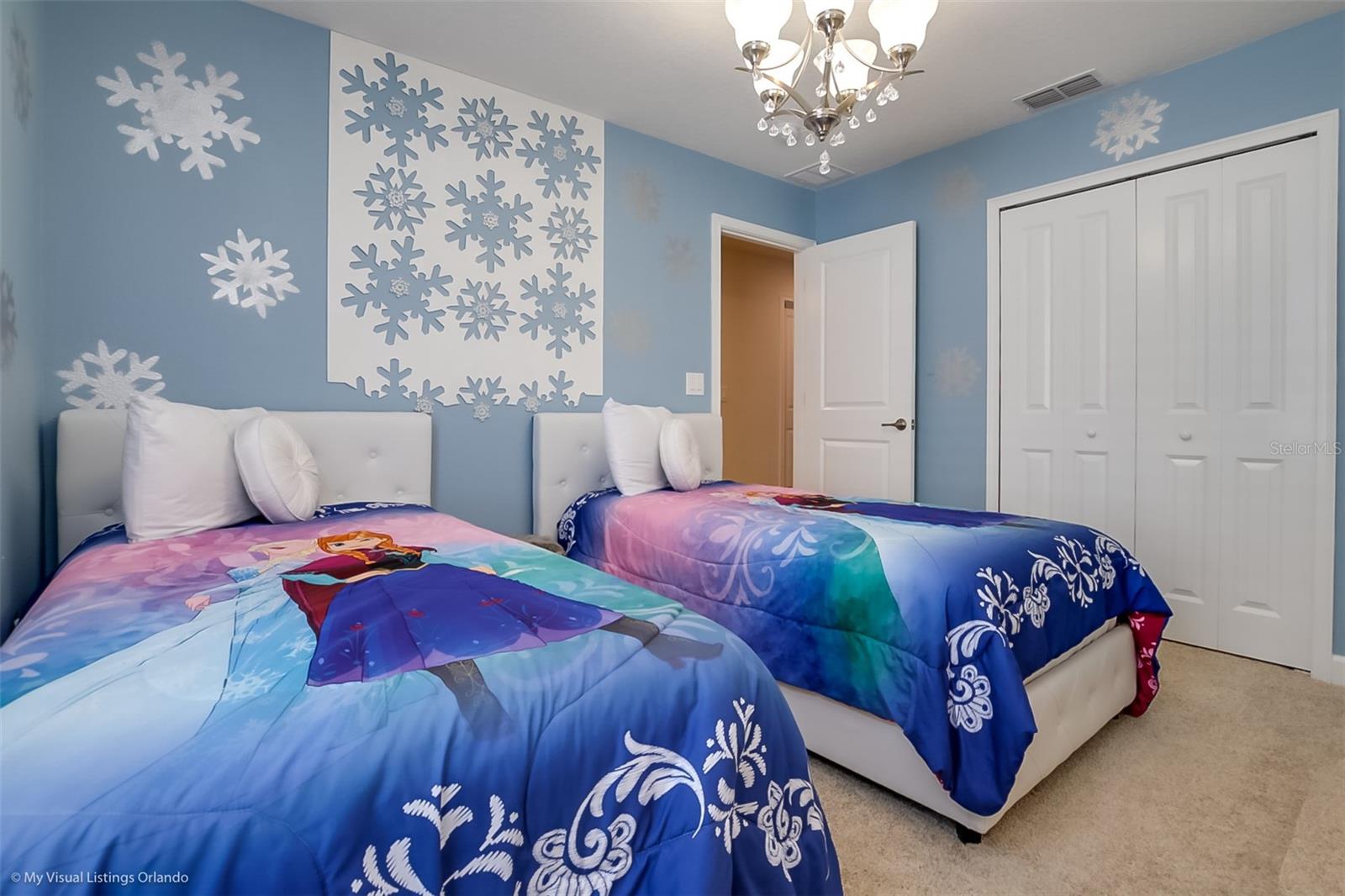 4725 SLEEPY HOLLOW DR, KISSIMMEE, FL, 34746