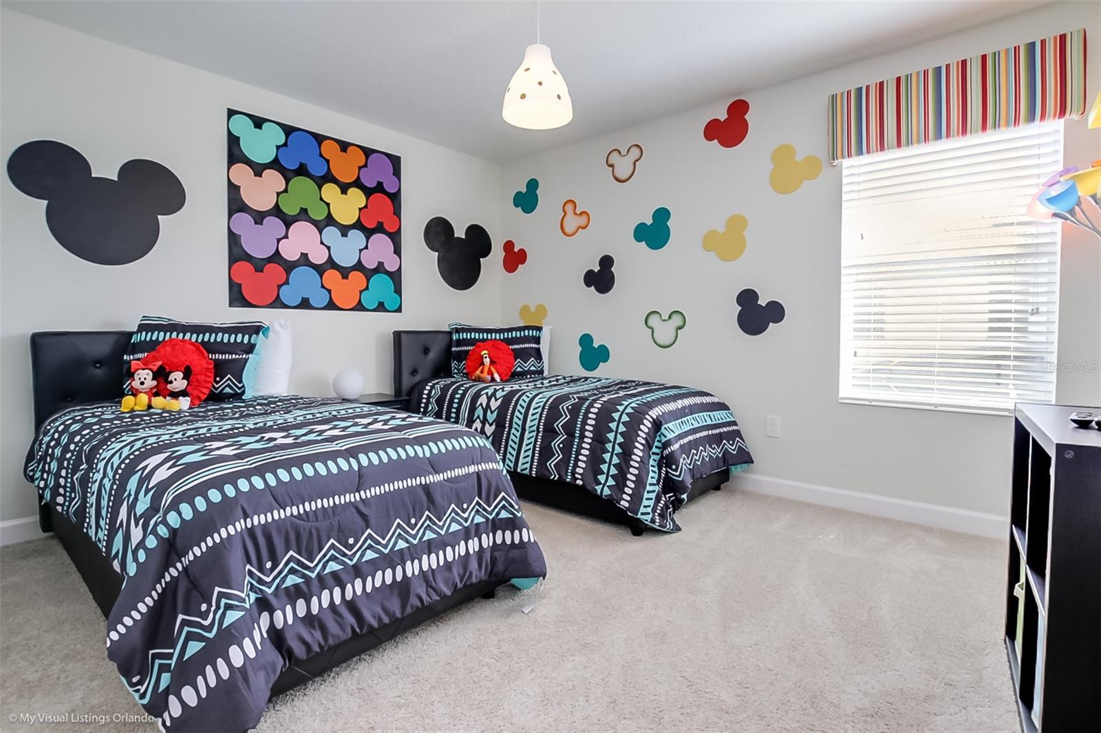 4725 SLEEPY HOLLOW DR, KISSIMMEE, FL, 34746