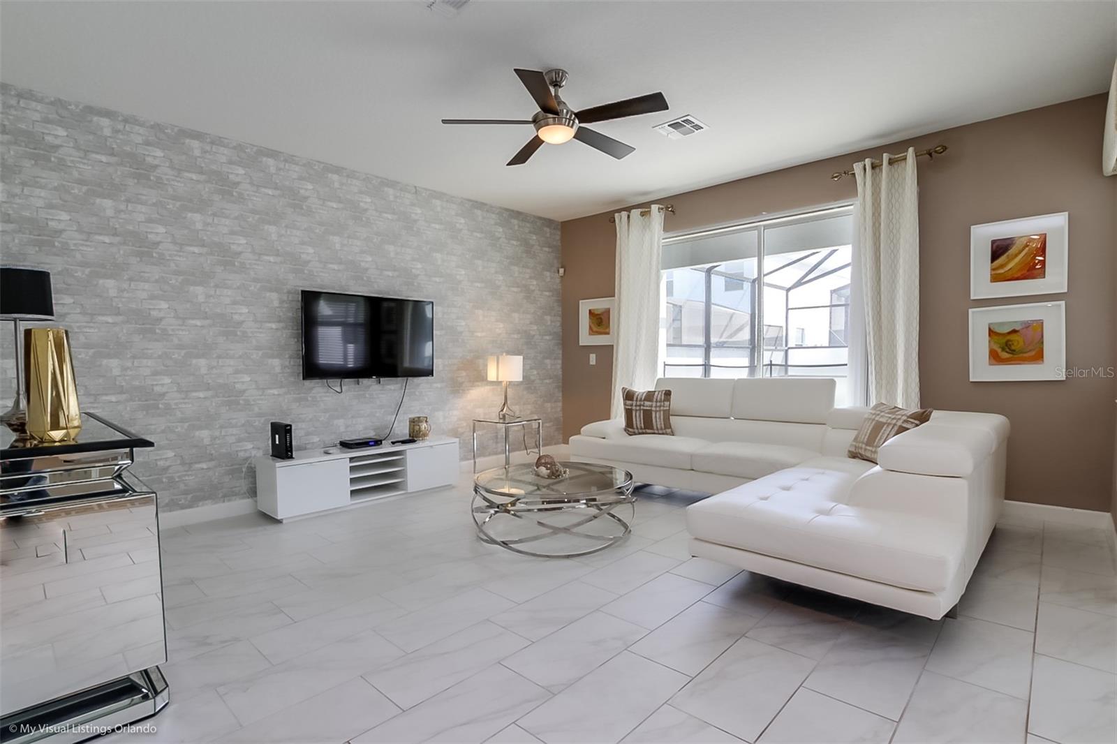 4725 SLEEPY HOLLOW DR, KISSIMMEE, FL, 34746