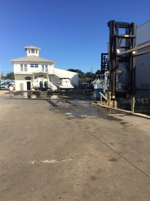 100 CIRCUIT RD #S-80, NOKOMIS, FL, 34275