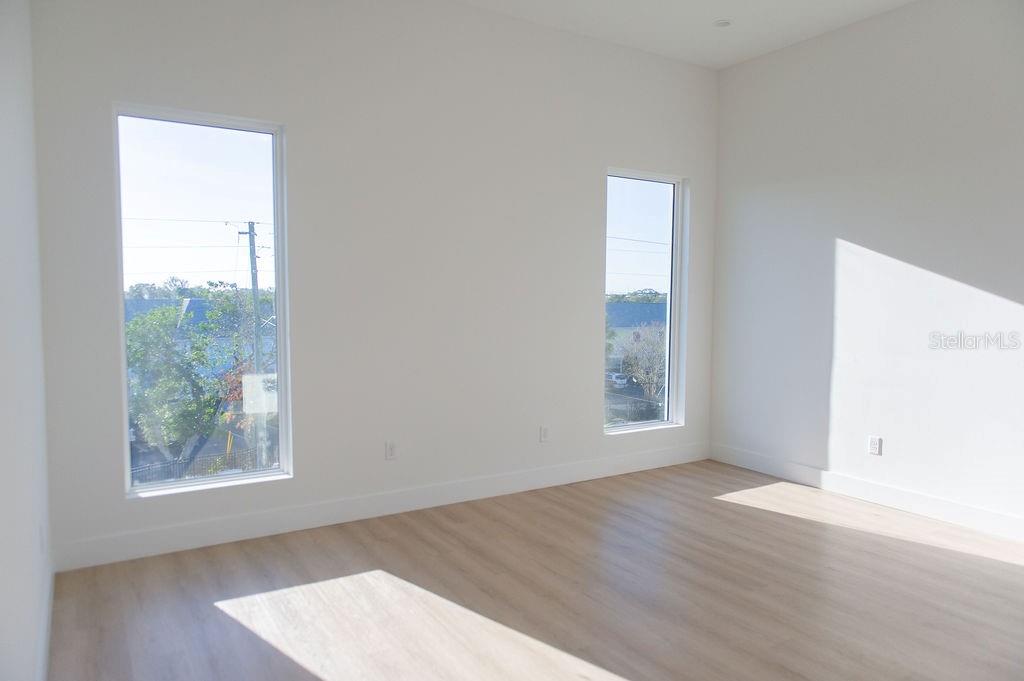3850 POMPANO DR SE #1, ST PETERSBURG, FL, 33705
