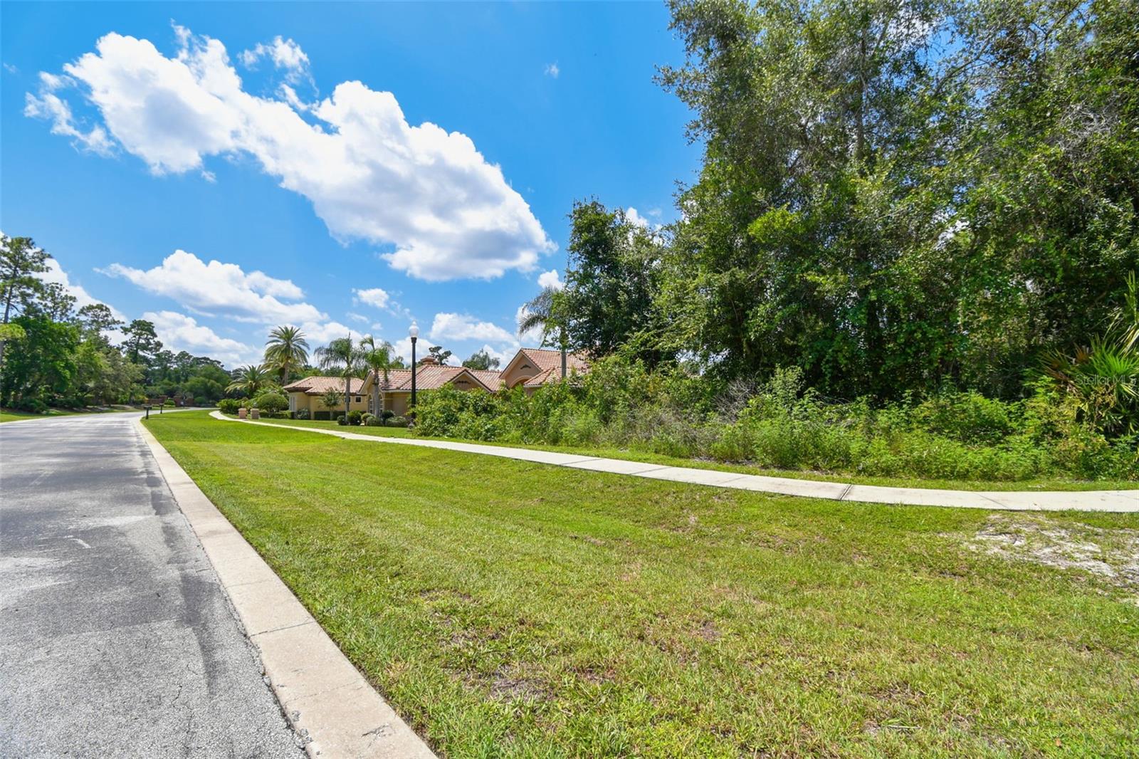 208 EAGLE ESTATES DR, DEBARY, FL, 32713