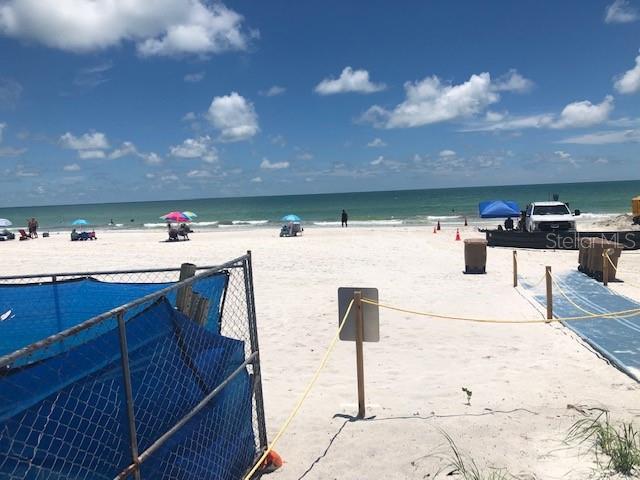 U8210139 Property Photo