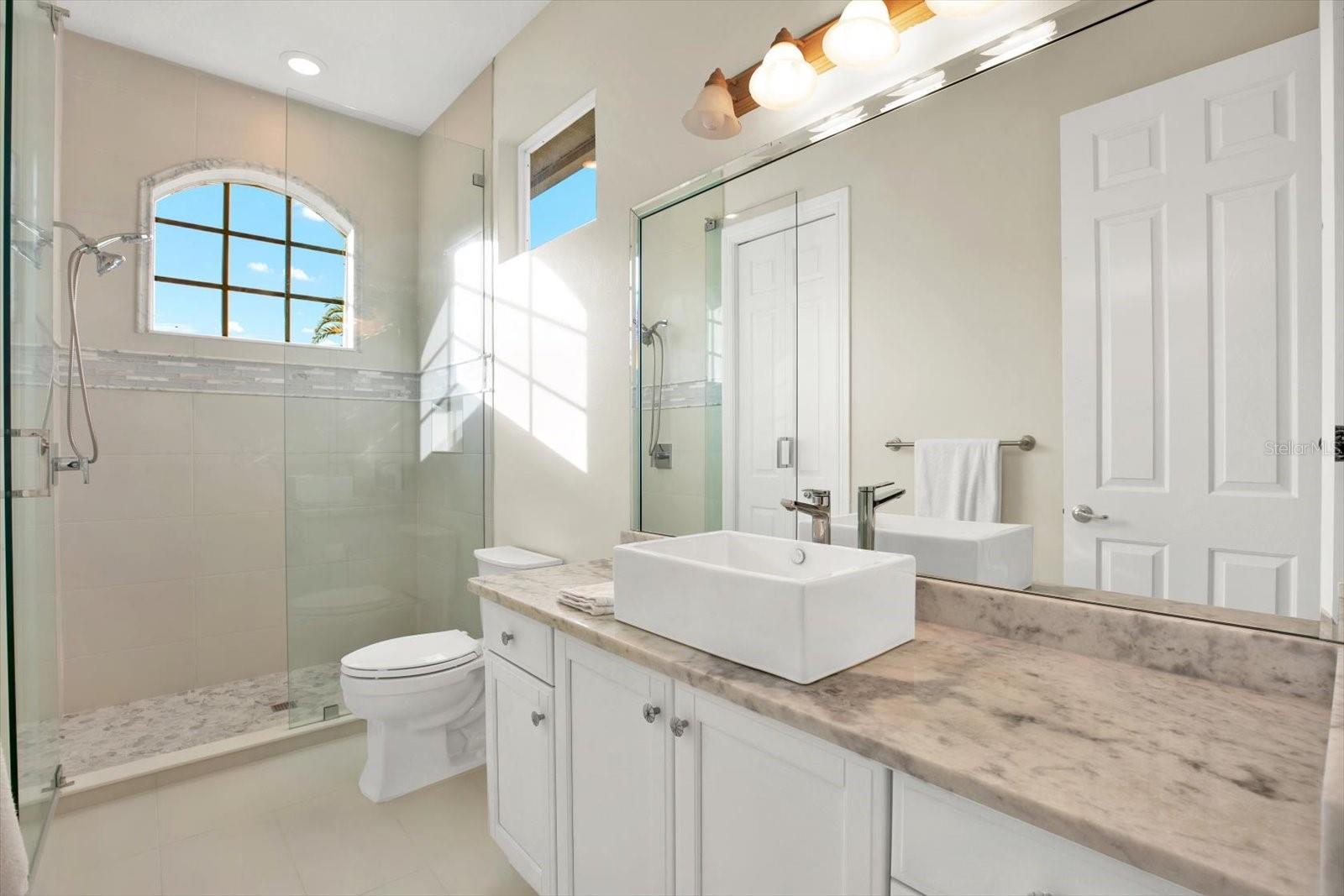 5016 GIVENDALE LN, TAMPA, FL, 33647