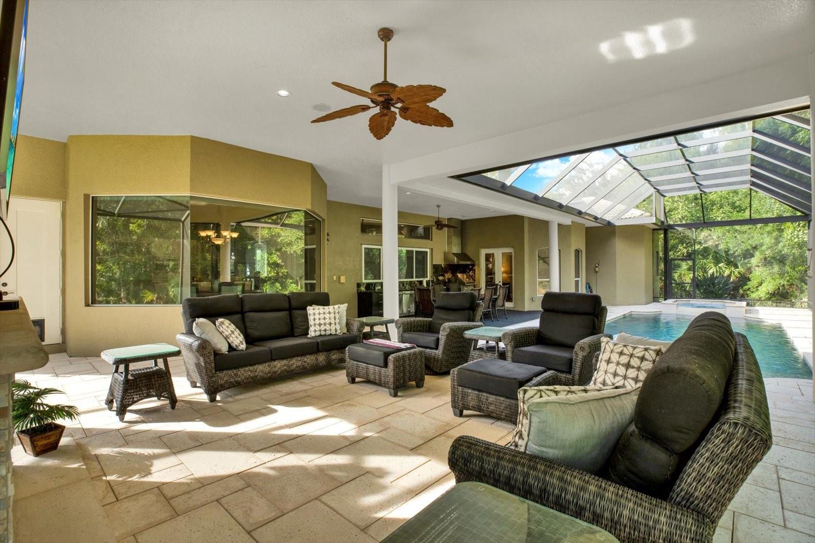 5016 GIVENDALE LN, TAMPA, FL, 33647