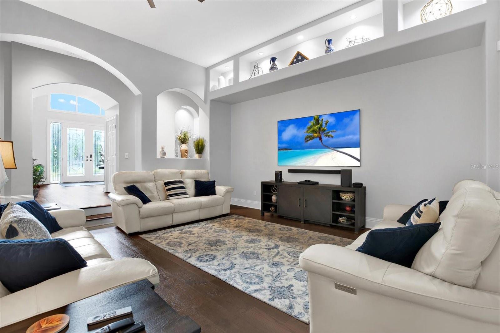 5016 GIVENDALE LN, TAMPA, FL, 33647
