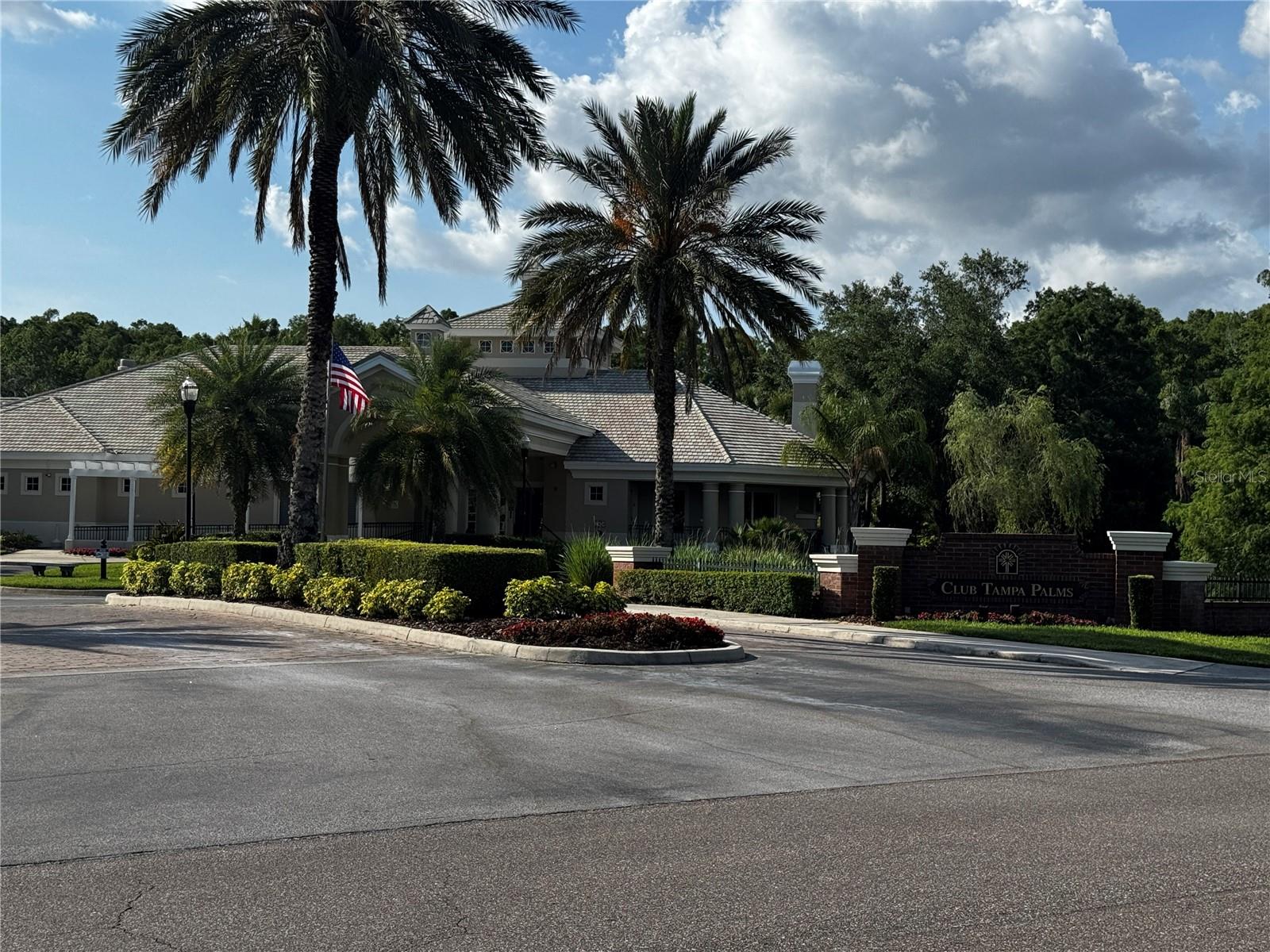 5016 GIVENDALE LN, TAMPA, FL, 33647