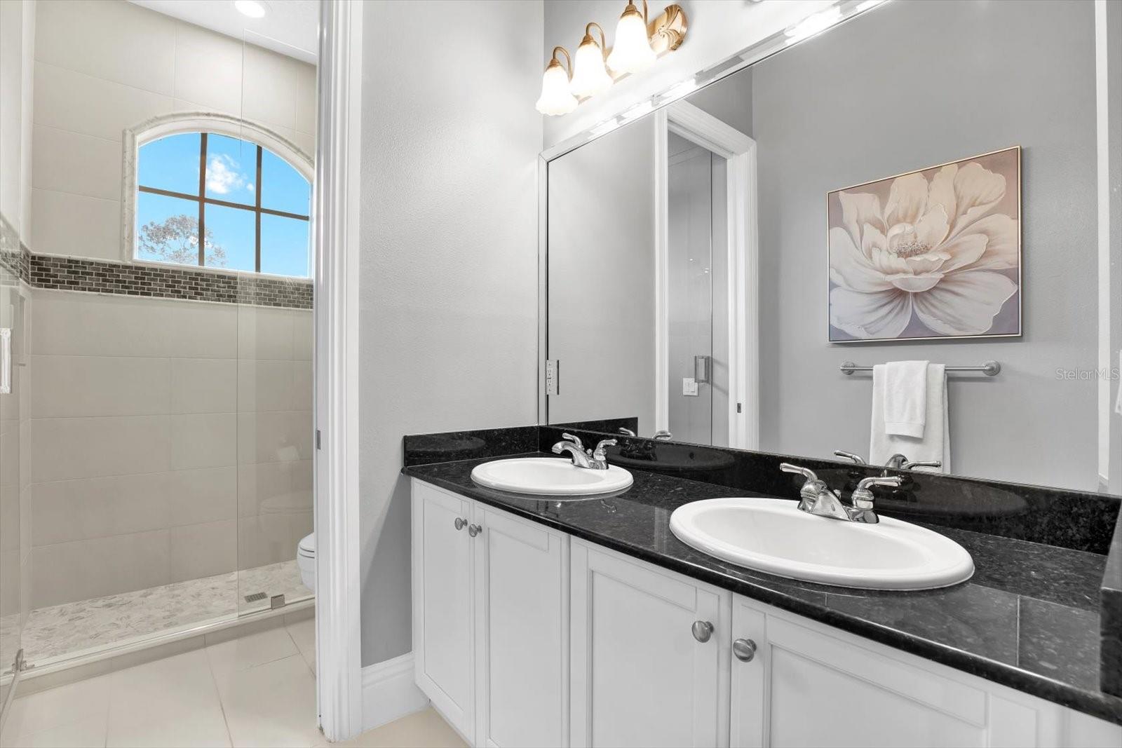 5016 GIVENDALE LN, TAMPA, FL, 33647