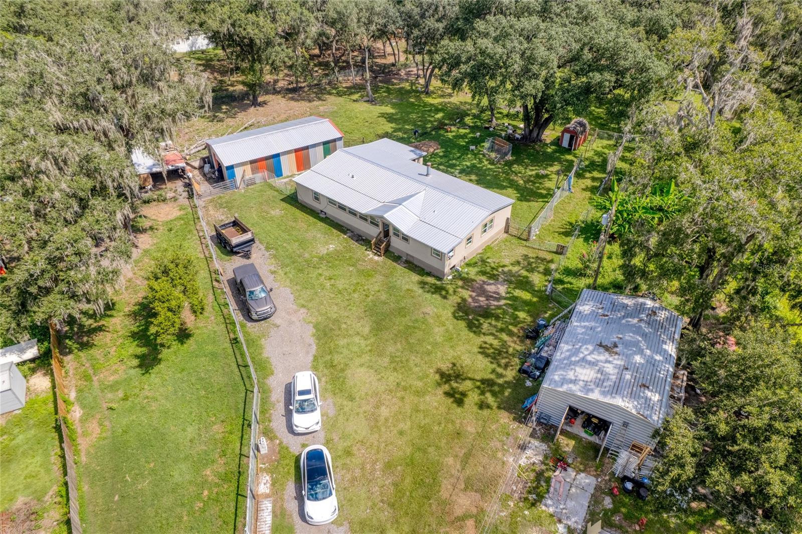 2643 N VALRICO RD, SEFFNER, FL, 33584