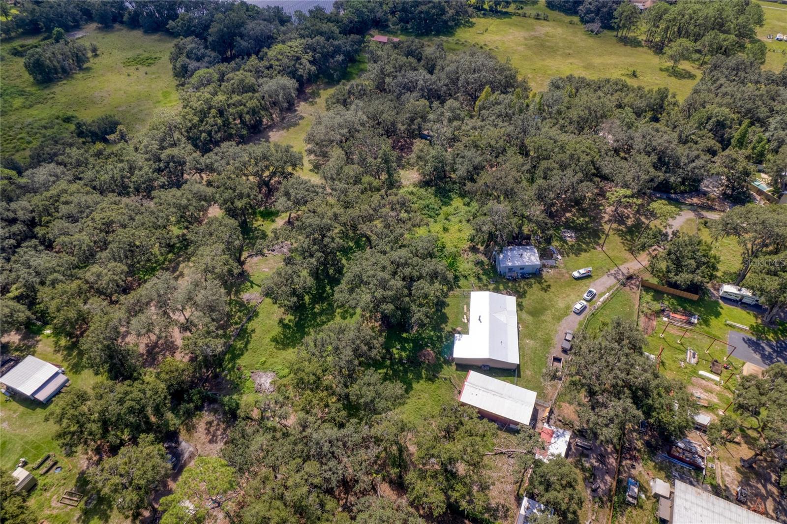 2643 N VALRICO RD, SEFFNER, FL, 33584