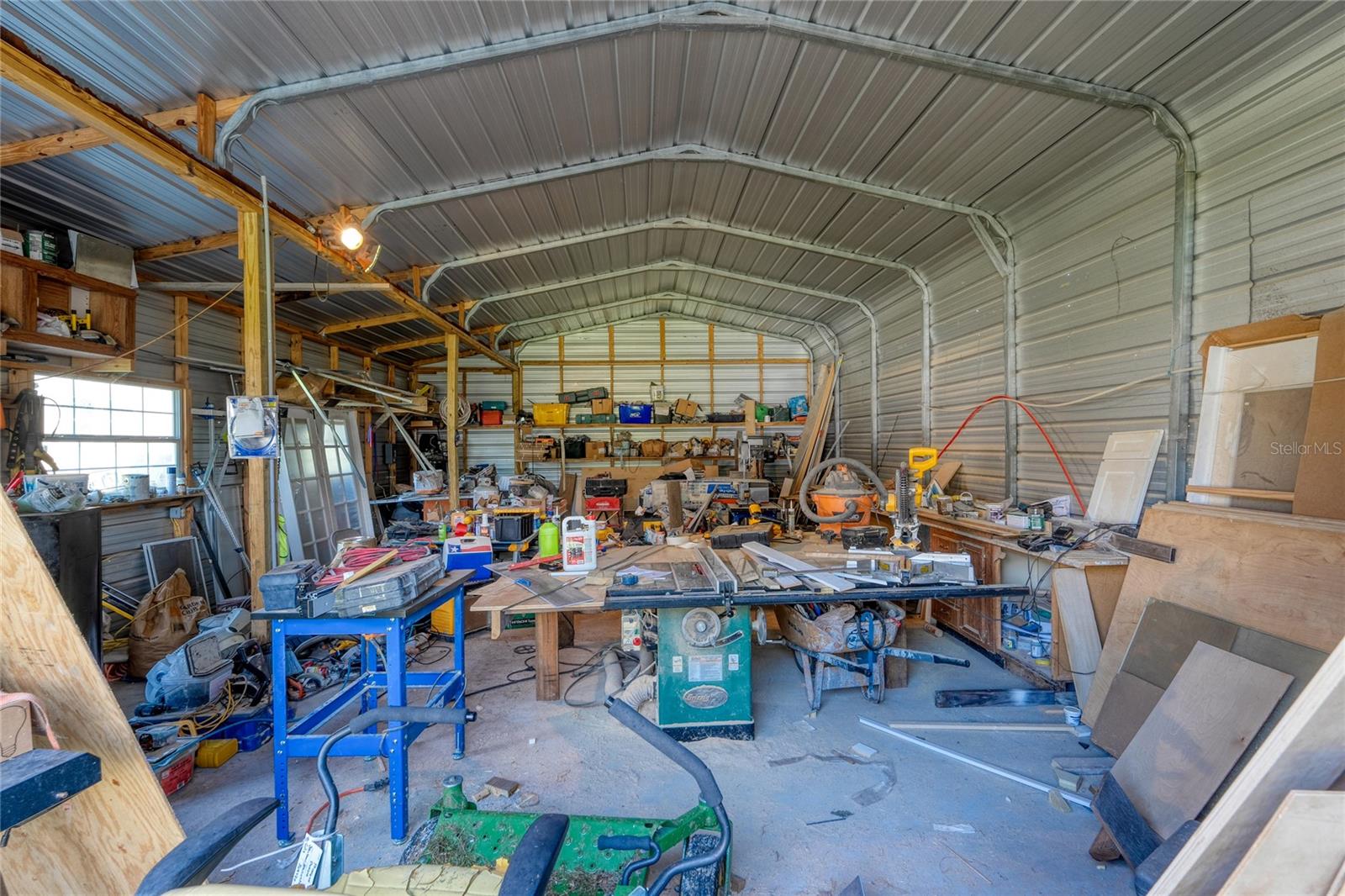 2643 N VALRICO RD, SEFFNER, FL, 33584