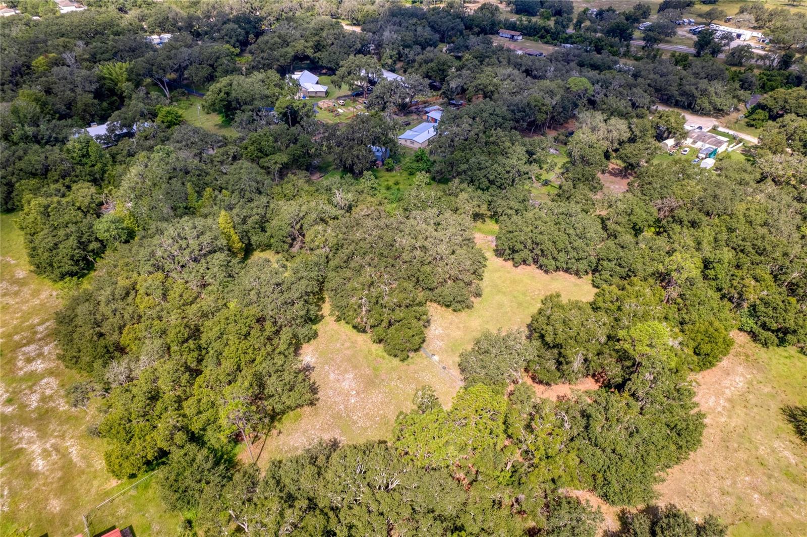 2643 N VALRICO RD, SEFFNER, FL, 33584