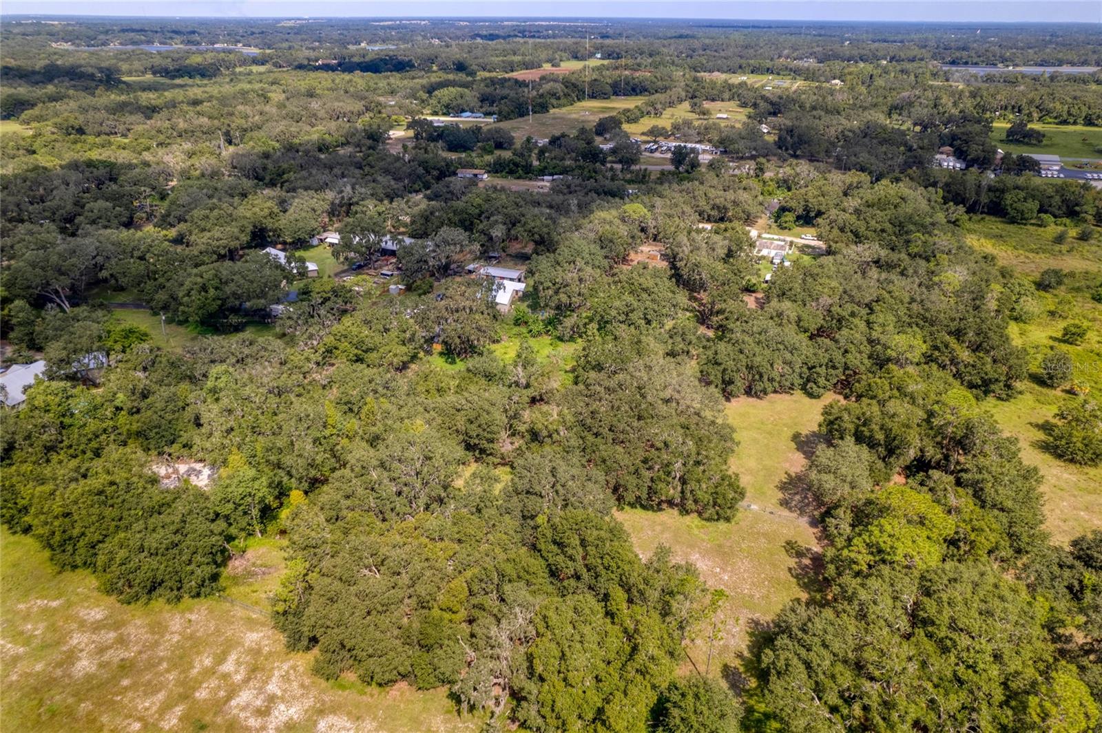 2643 N VALRICO RD, SEFFNER, FL, 33584