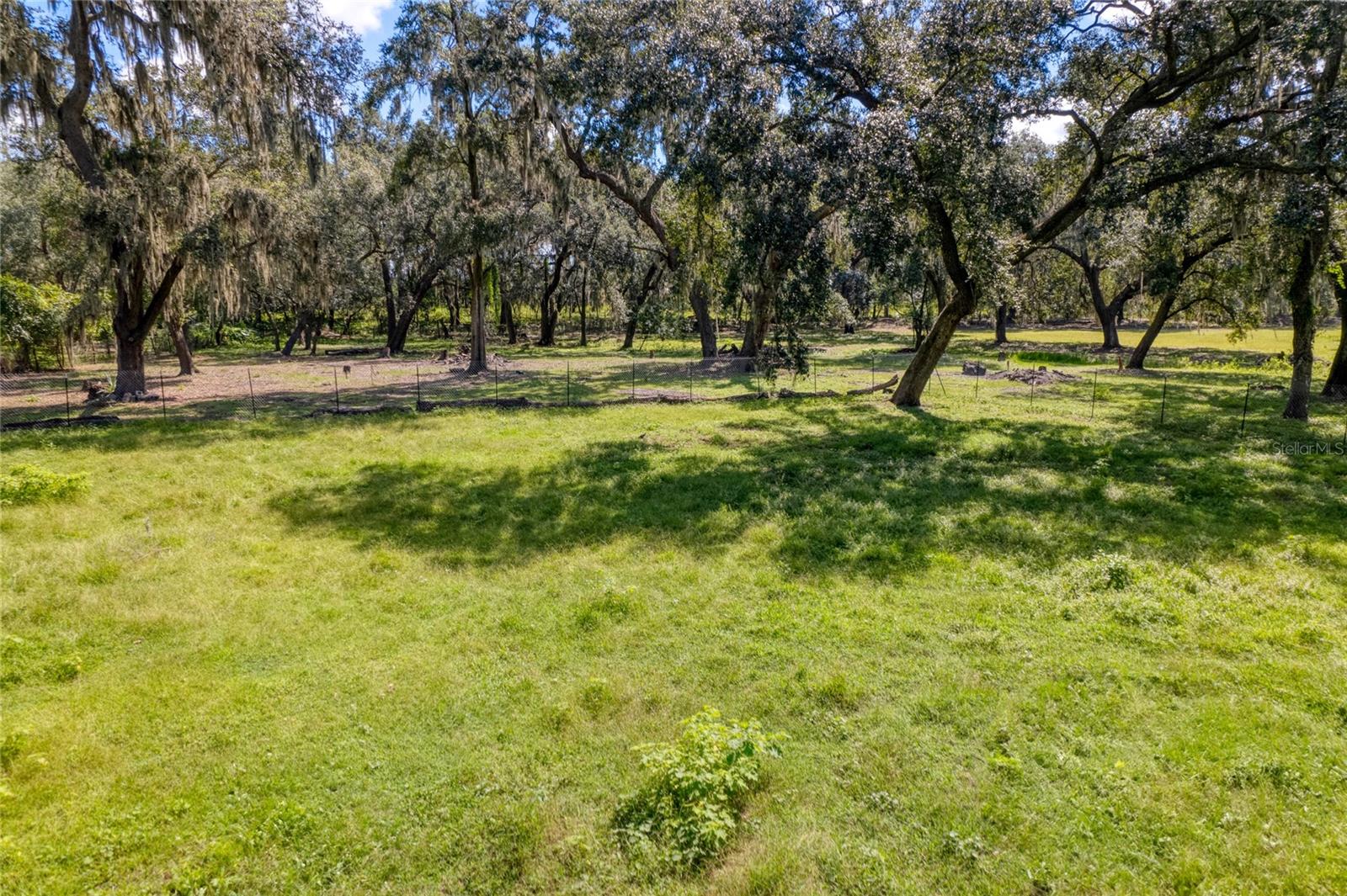 2643 N VALRICO RD, SEFFNER, FL, 33584