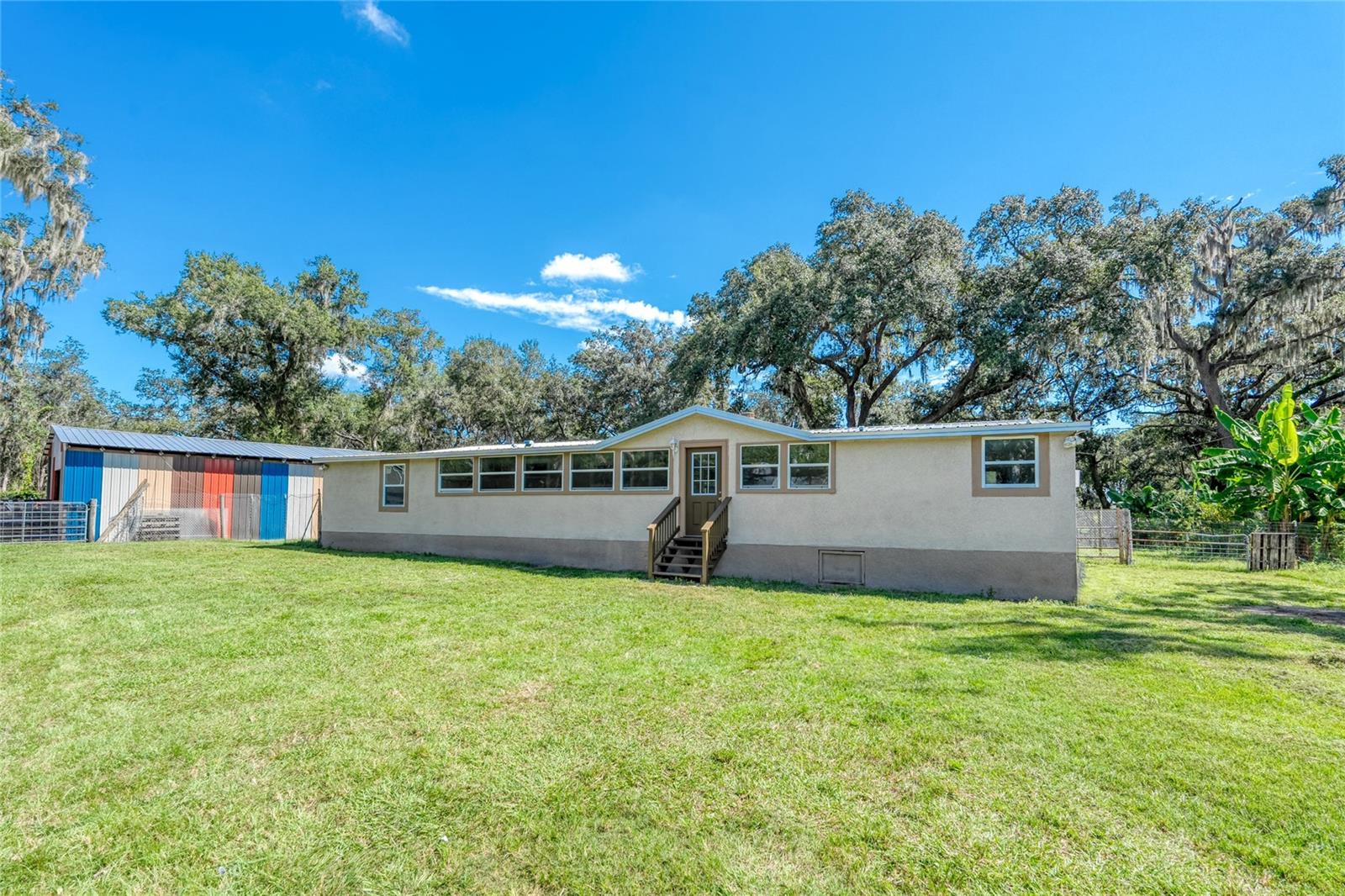 2643 N VALRICO RD, SEFFNER, FL, 33584