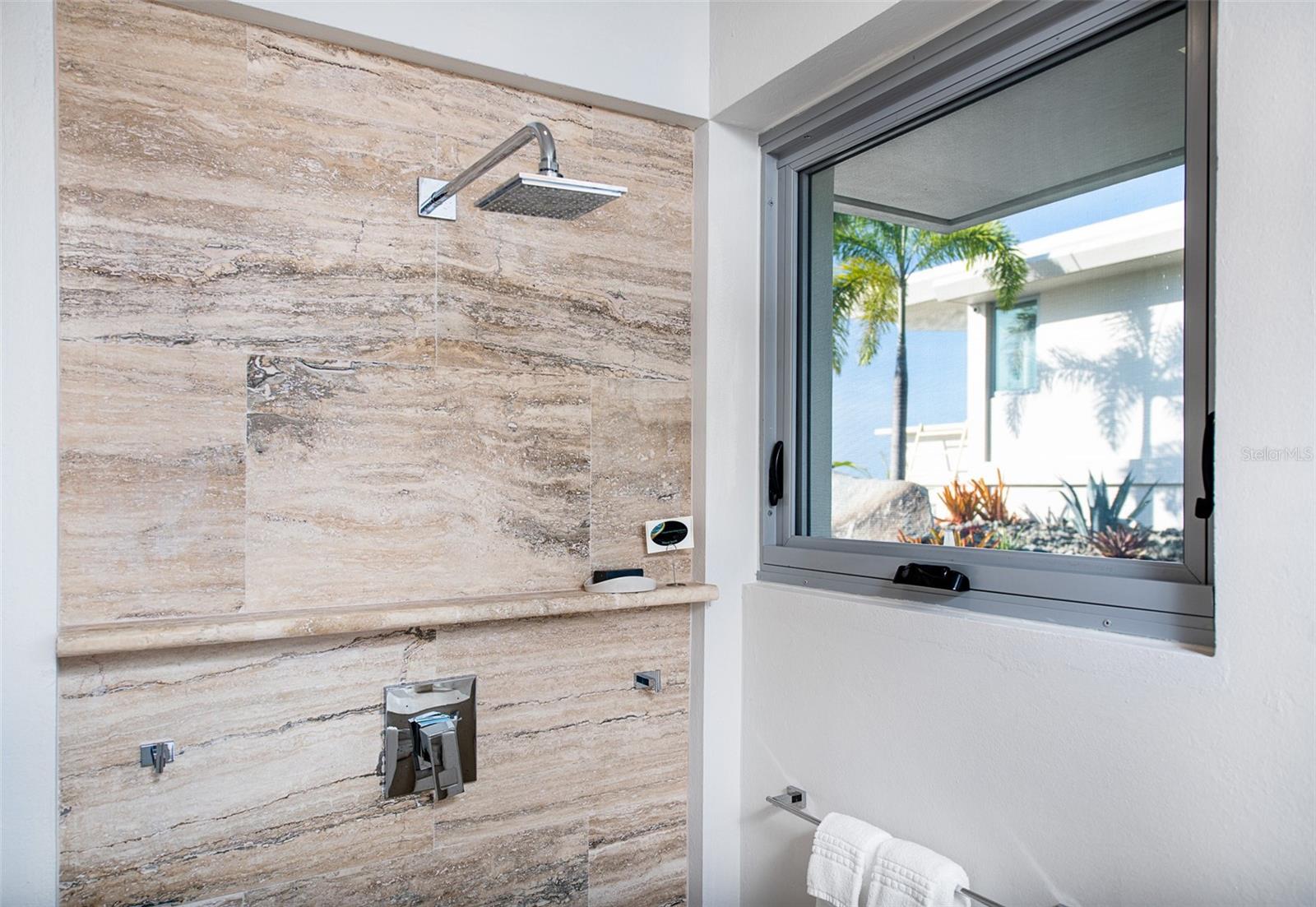 PR9101529 Property Photo