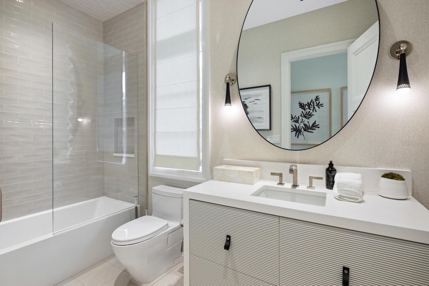 A4579757 Property Photo