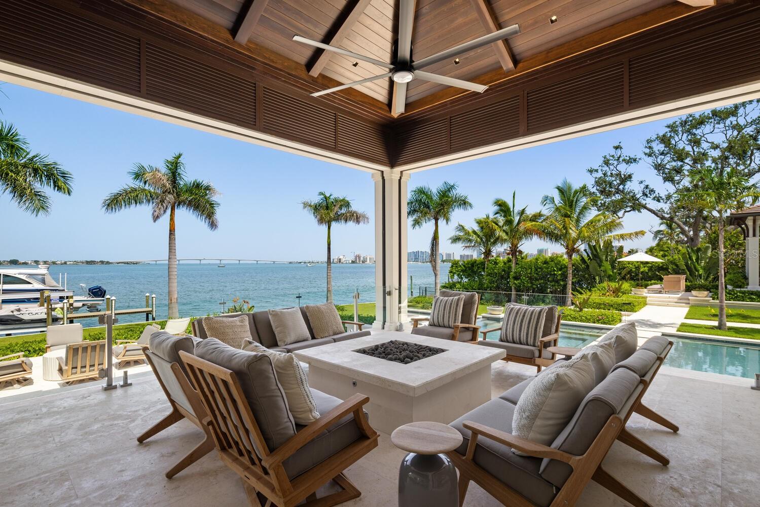 A4579757 Property Photo