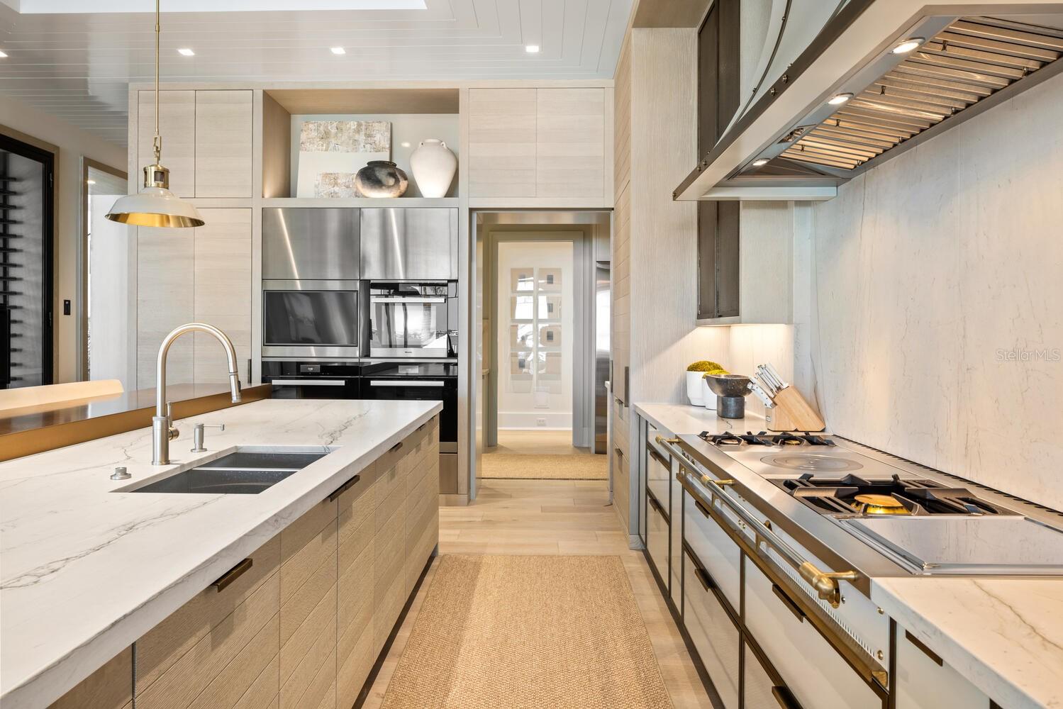 A4579757 Property Photo