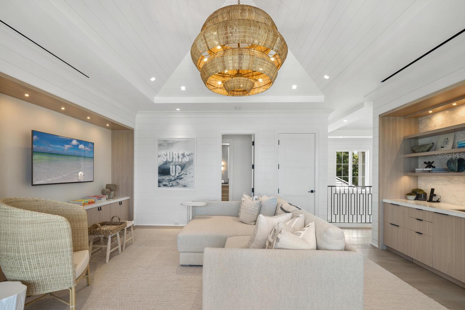 A4579757 Property Photo