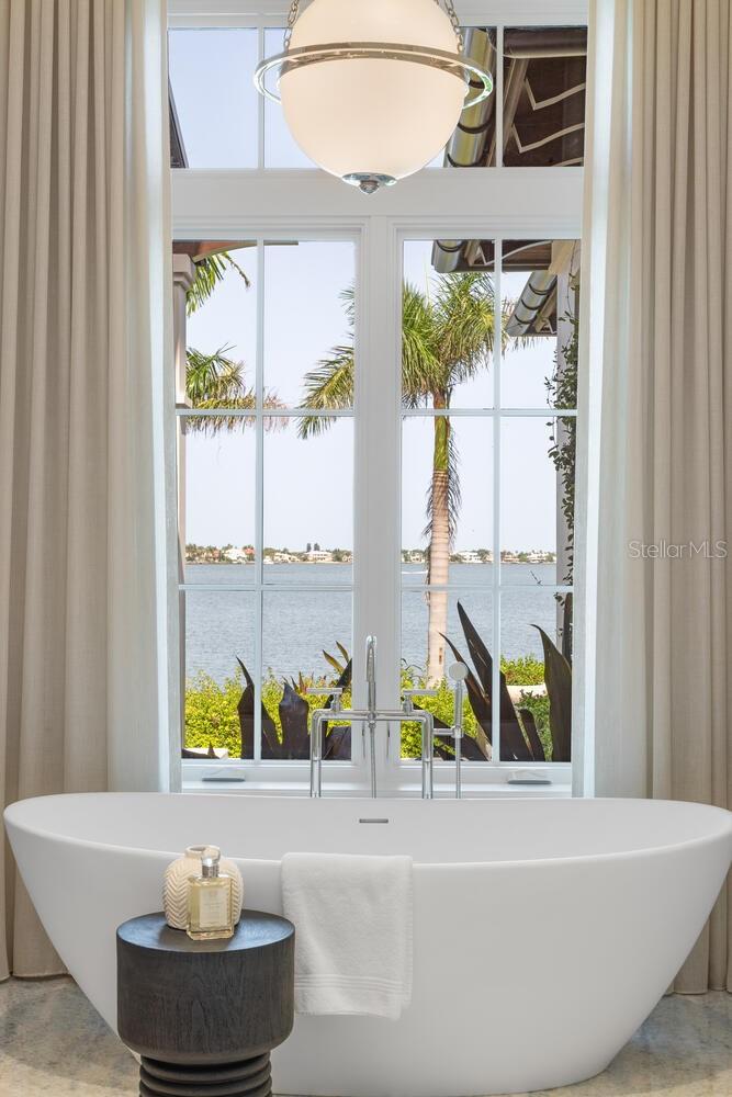 A4579757 Property Photo