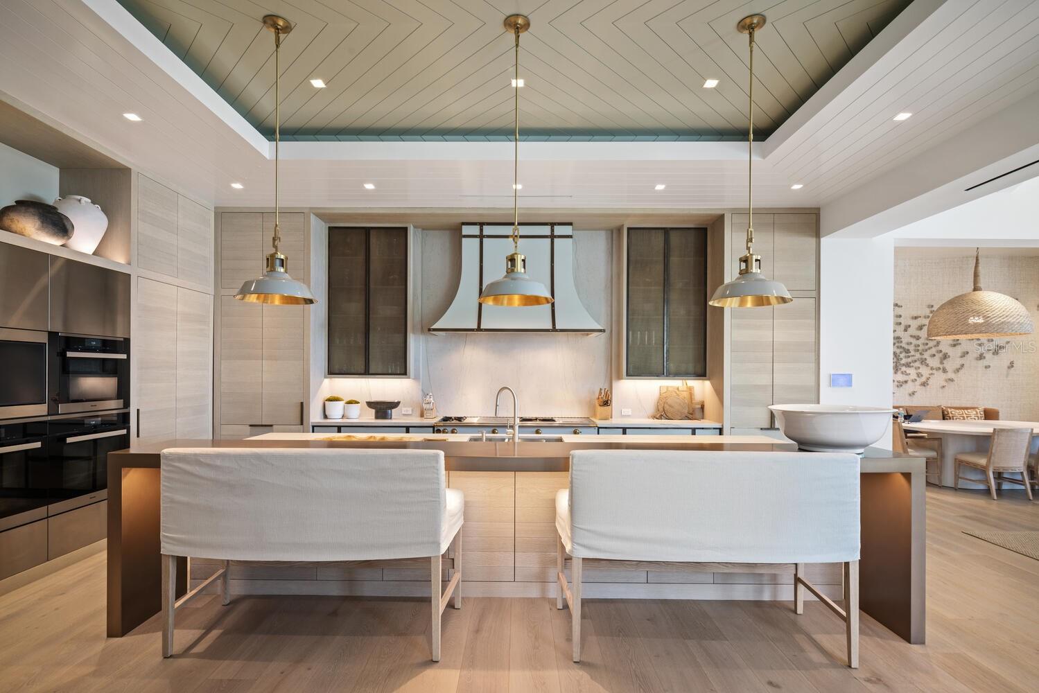 A4579757 Property Photo