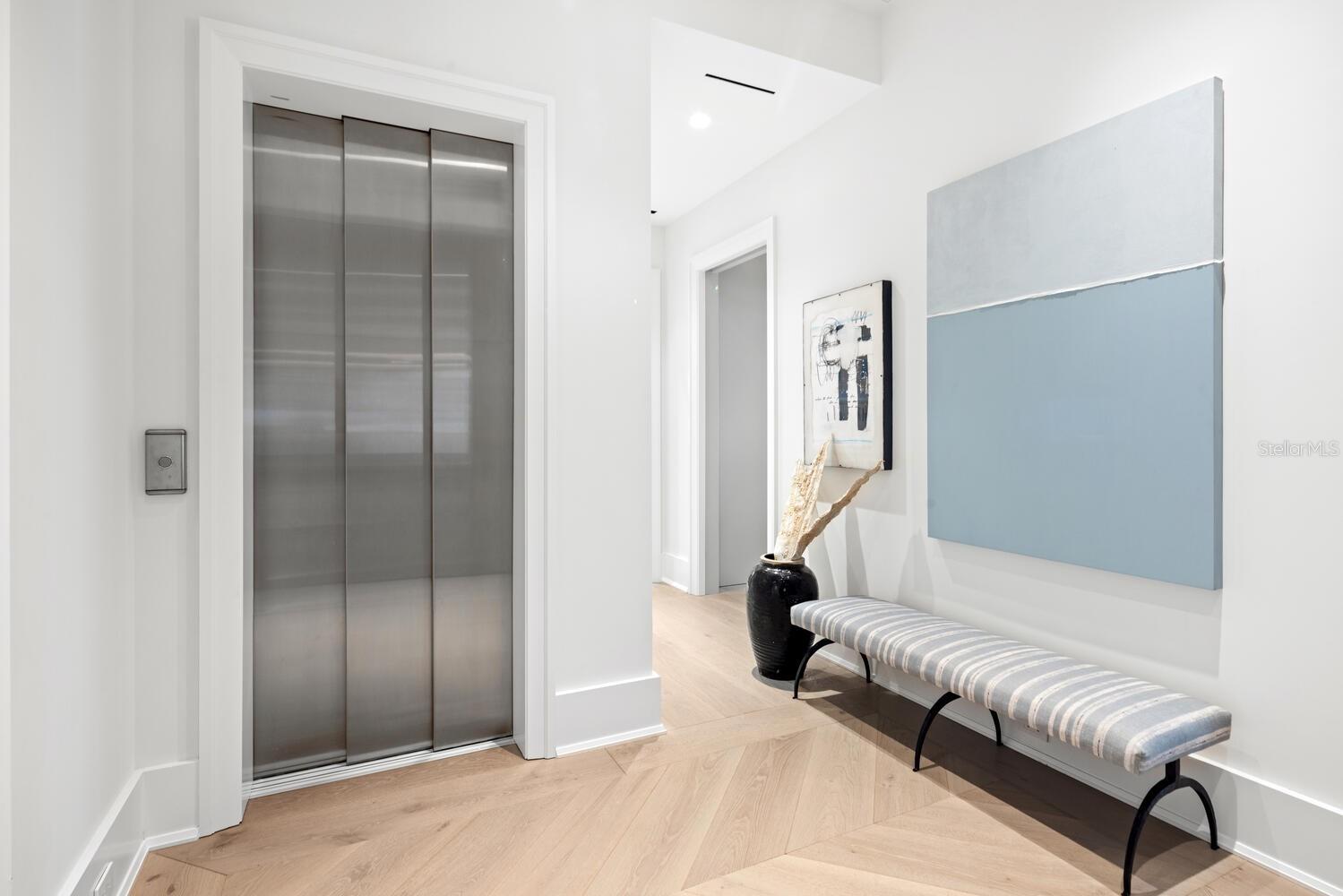 A4579757 Property Photo