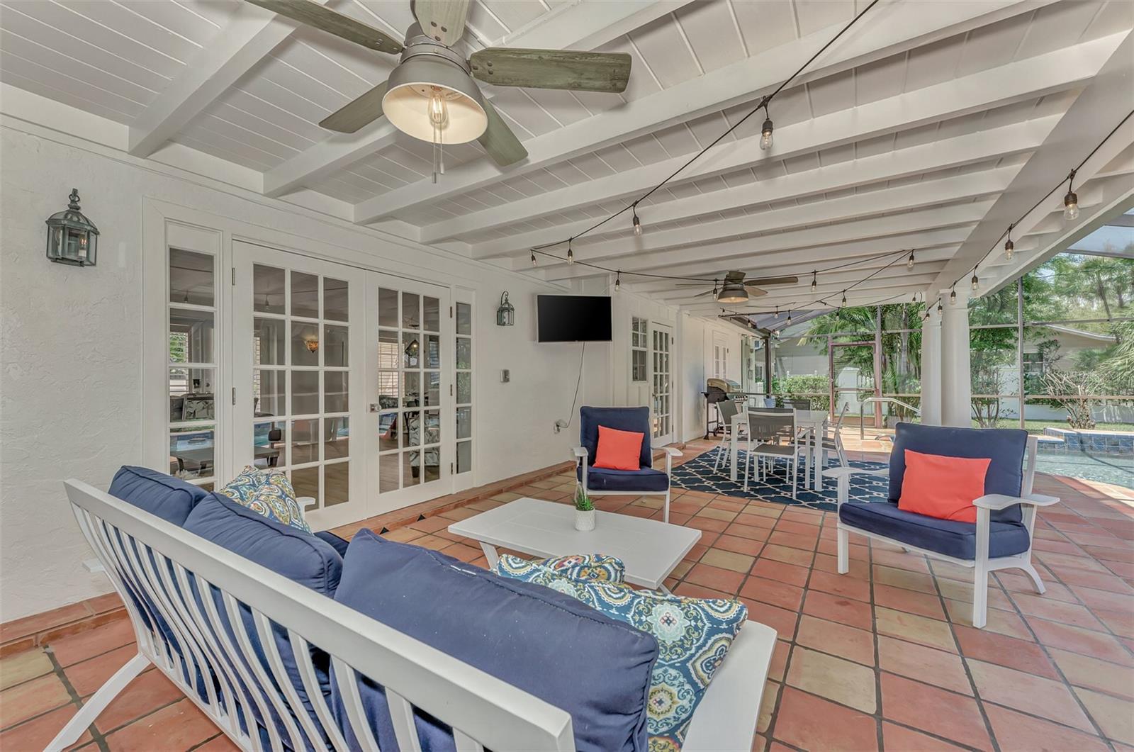 3433 HAMILTON AVE, SARASOTA, FL, 34242