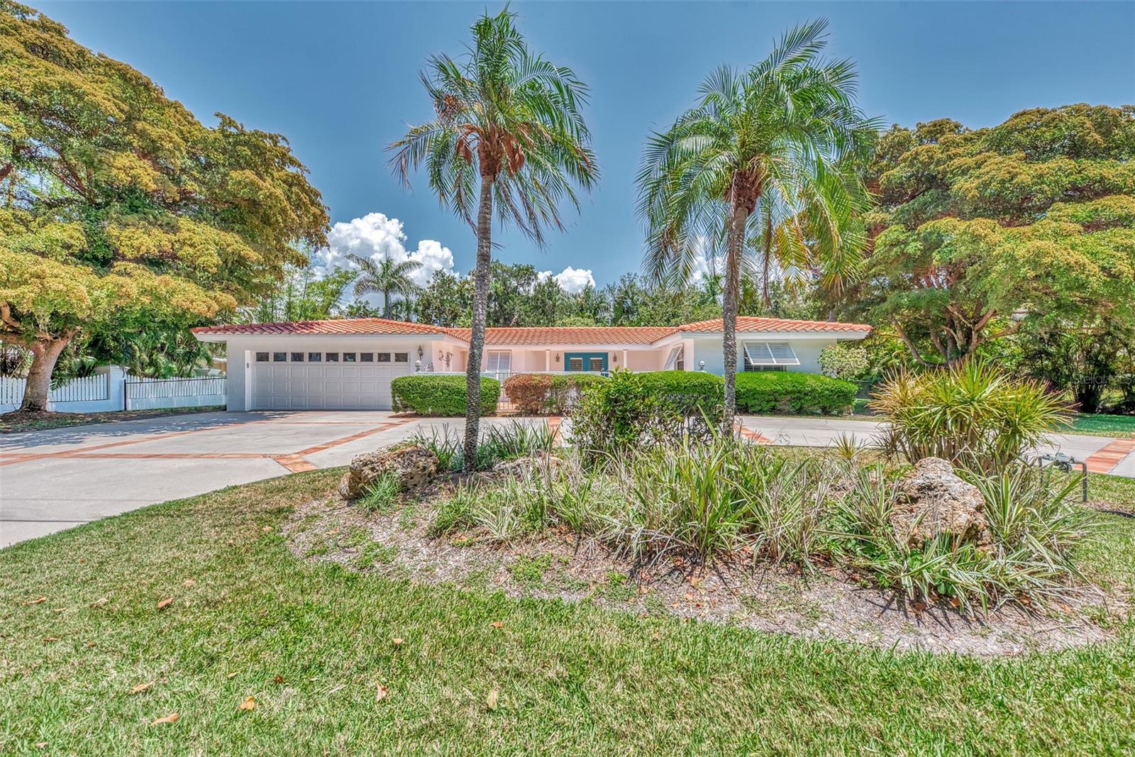 3433 HAMILTON AVE, SARASOTA, FL, 34242