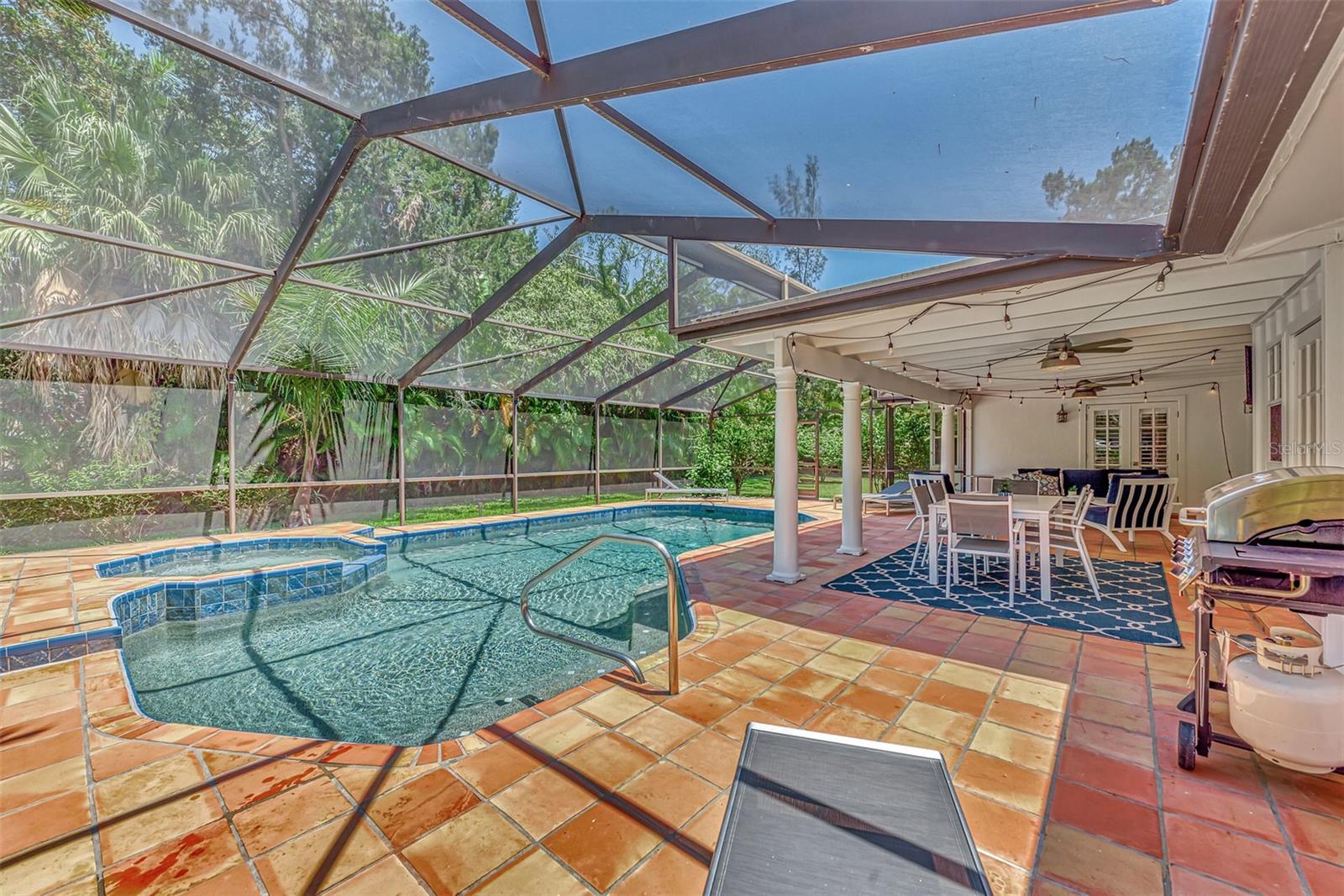 3433 HAMILTON AVE, SARASOTA, FL, 34242