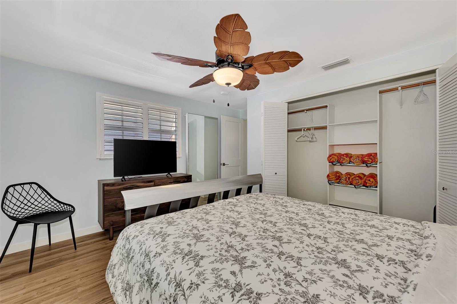 3433 HAMILTON AVE, SARASOTA, FL, 34242