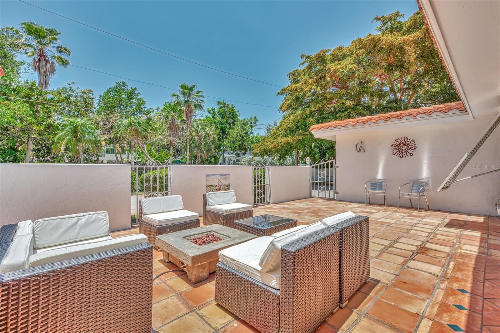 3433 HAMILTON AVE, SARASOTA, FL, 34242