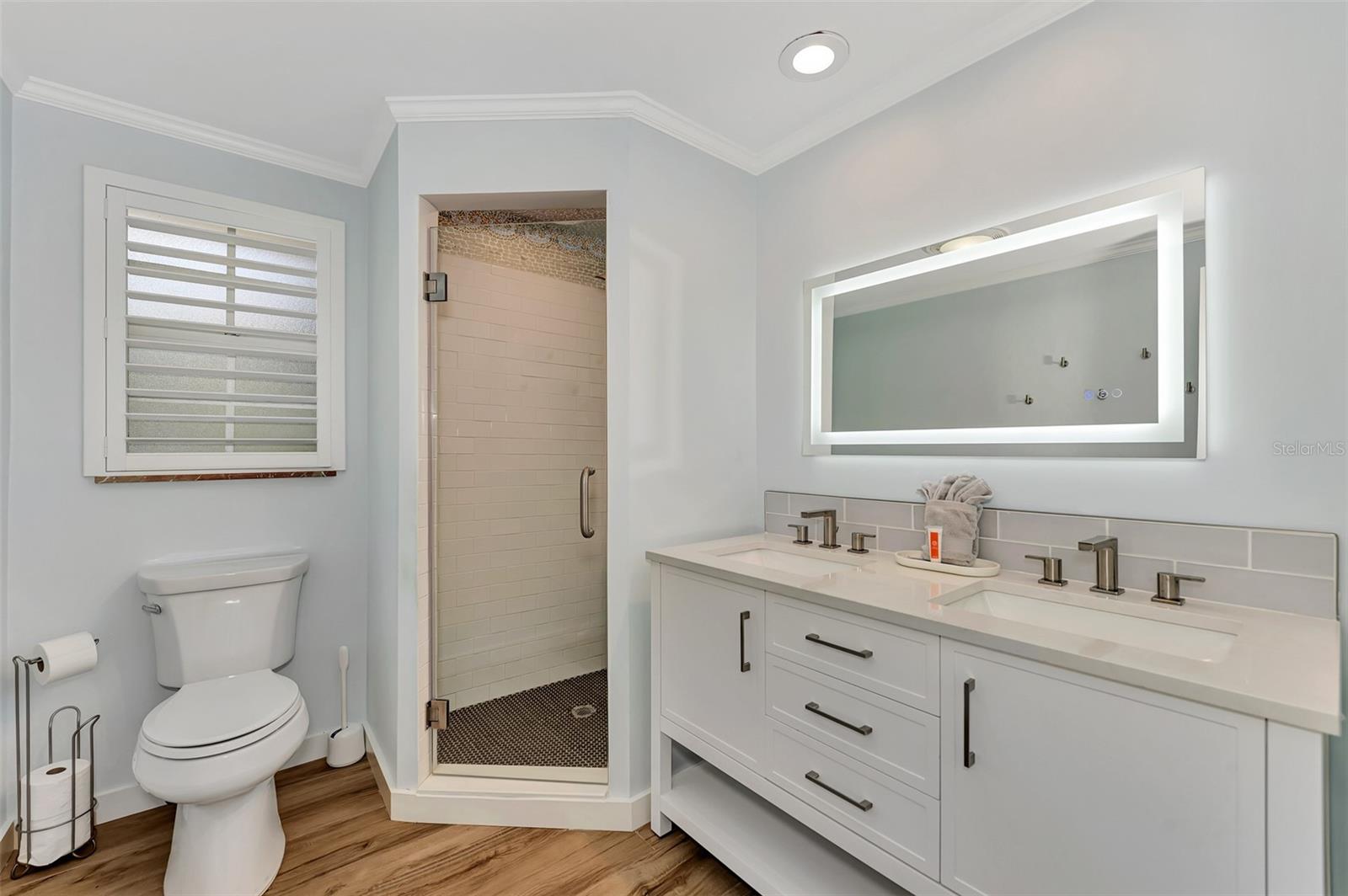 3433 HAMILTON AVE, SARASOTA, FL, 34242