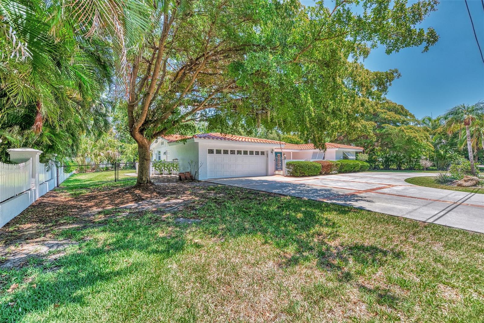 3433 HAMILTON AVE, SARASOTA, FL, 34242