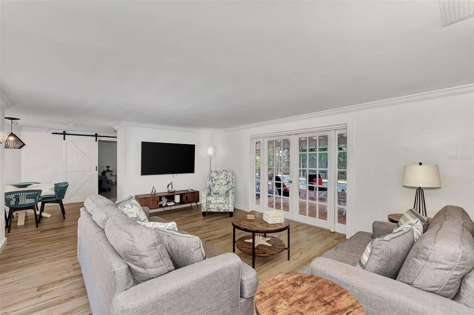 3433 HAMILTON AVE, SARASOTA, FL, 34242