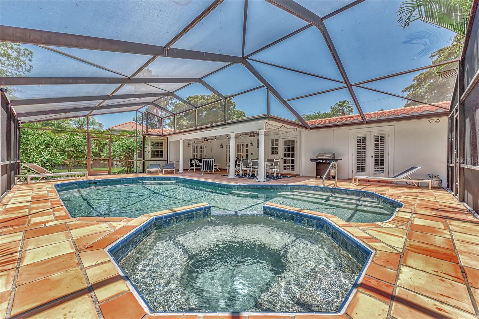 3433 HAMILTON AVE, SARASOTA, FL, 34242