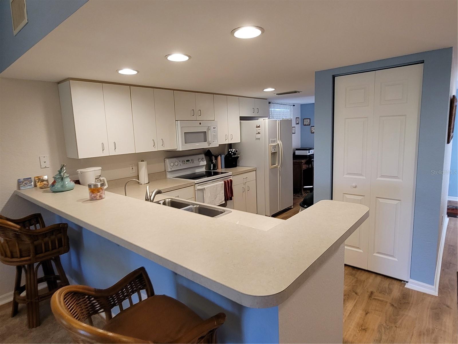 9550 FIDDLERS GREEN CIR #105, ROTONDA WEST, FL, 33947