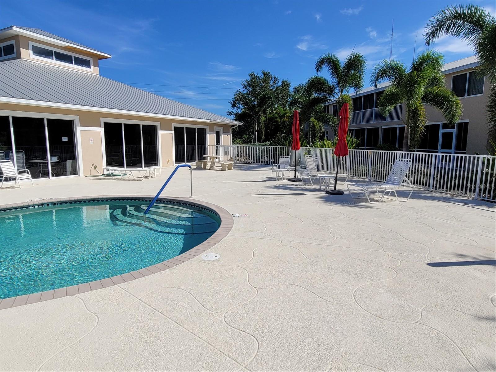 9550 FIDDLERS GREEN CIR #105, ROTONDA WEST, FL, 33947