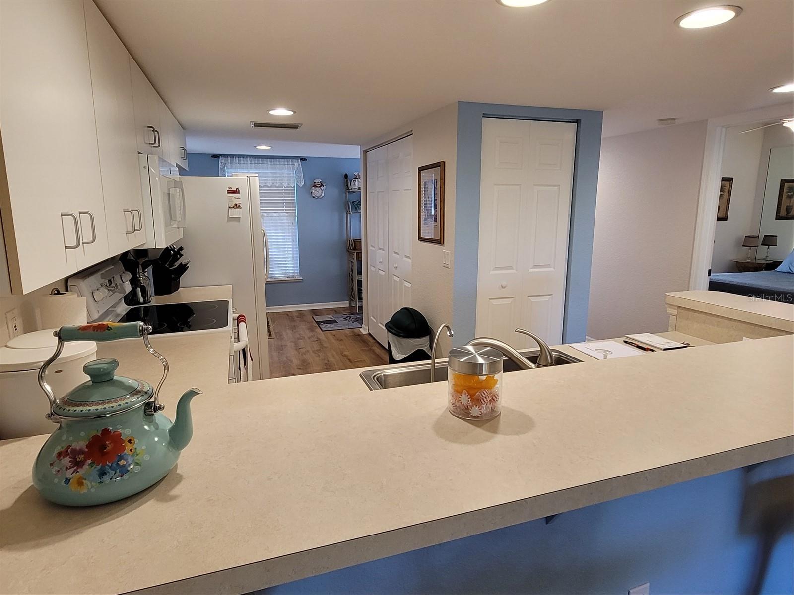 9550 FIDDLERS GREEN CIR #105, ROTONDA WEST, FL, 33947