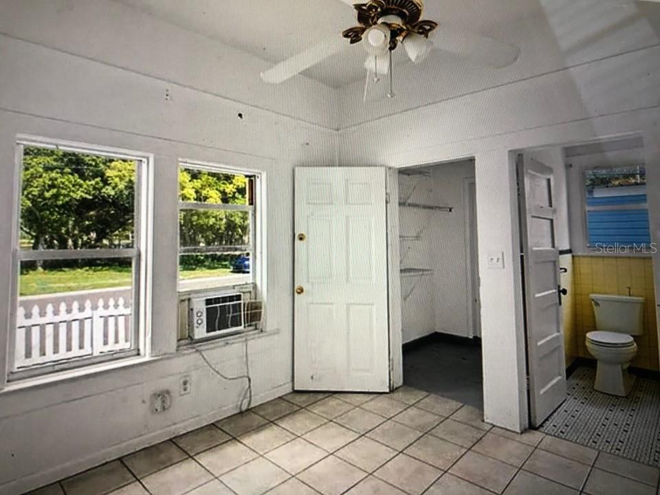 941 LAKEVIEW RD, CLEARWATER, FL, 33756