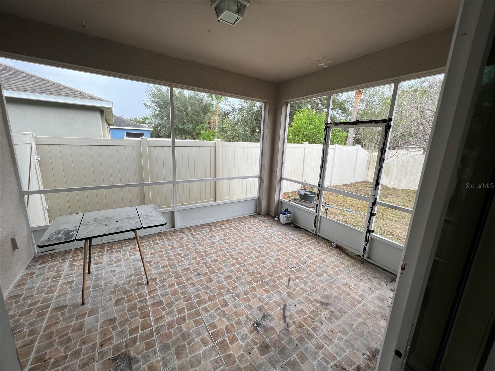 8115 ALAMOSA WOOD AVE, RUSKIN, FL, 33573